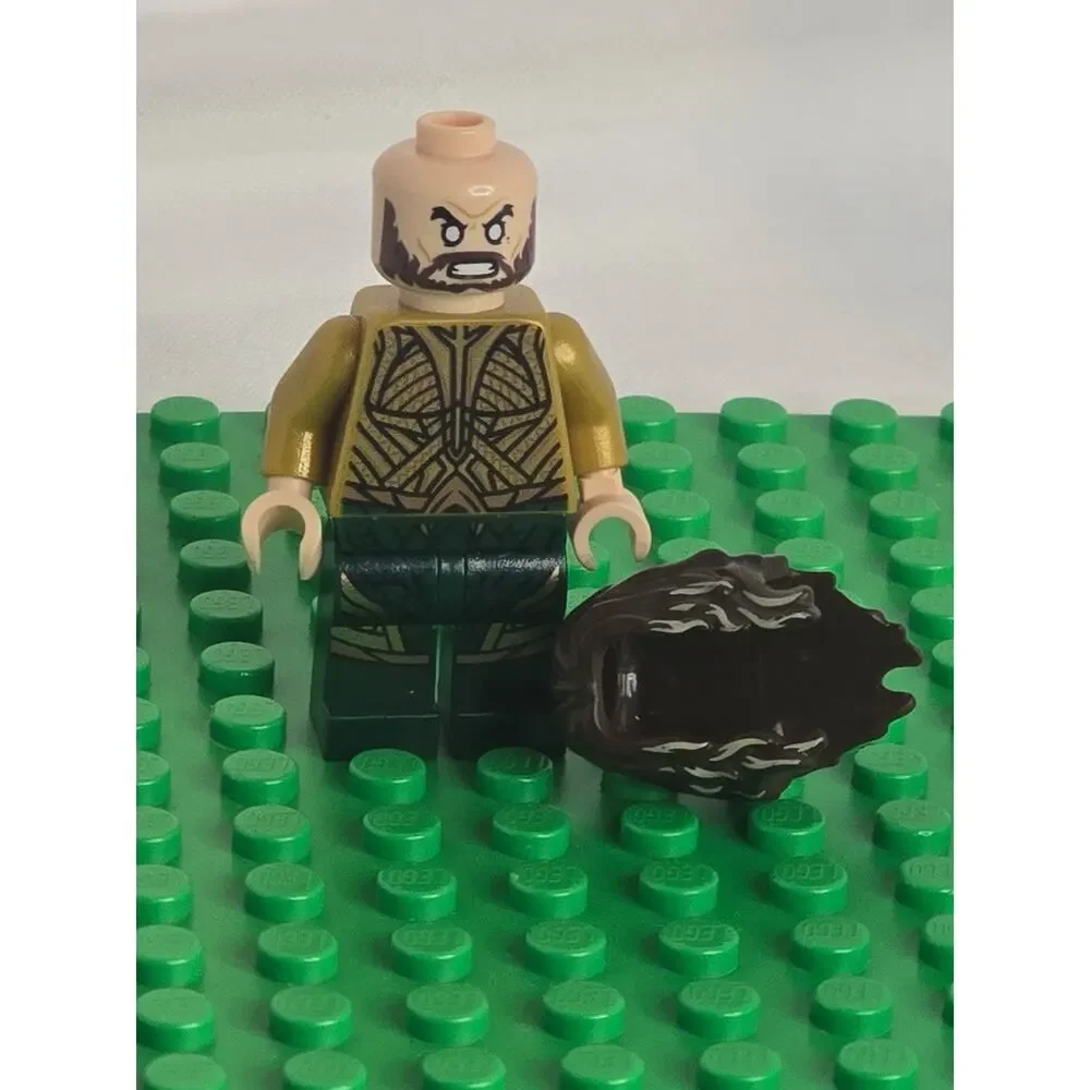 Lego aquaman minifigure